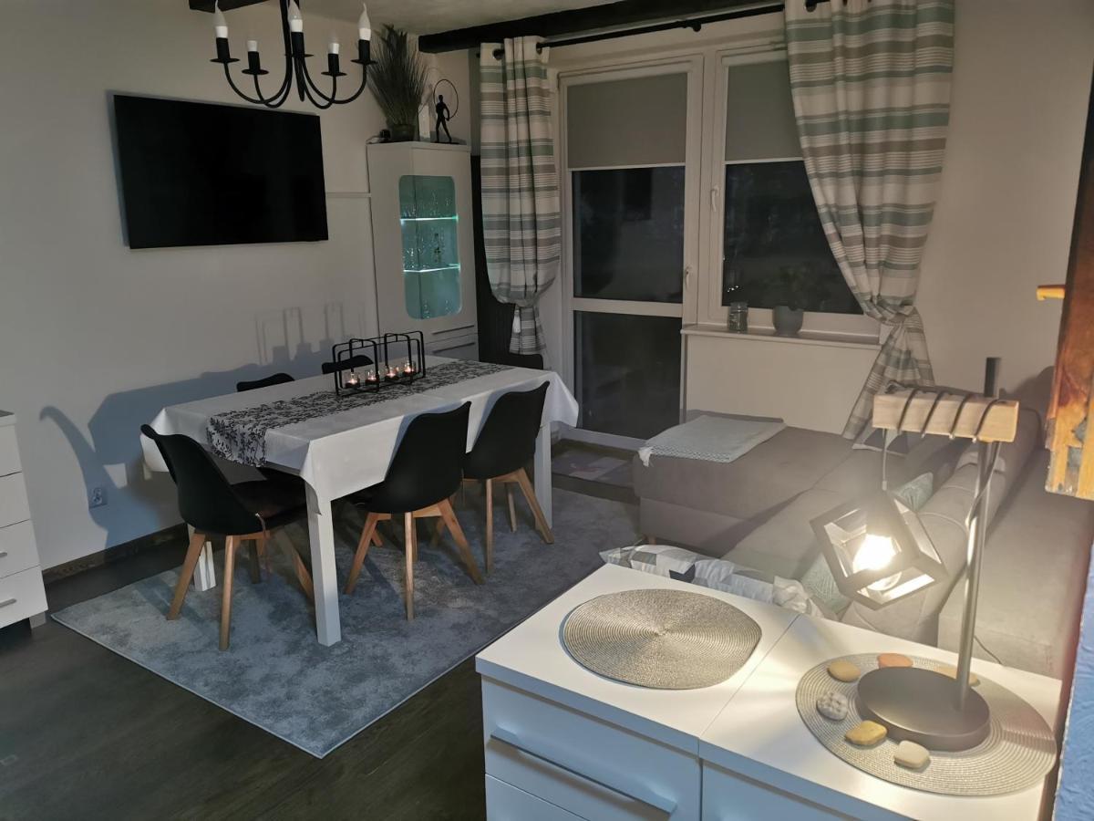 Apartament Woda Morska Ustka Exterior photo